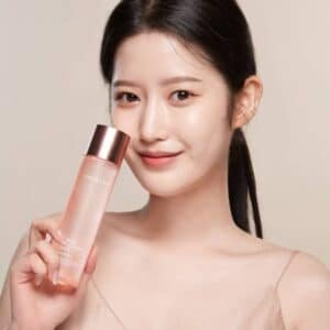 imgi 134 Medicube Triple Collagen Toner 140ml 3 97290.1747751502 toner hydratant collagène Medicube